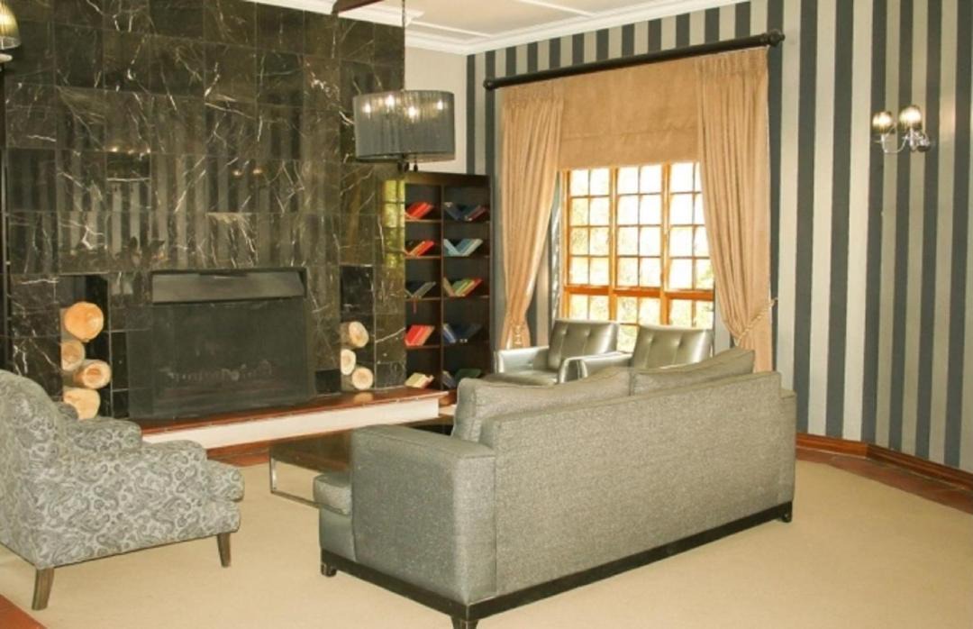 Photo of Others in Magaliesberg