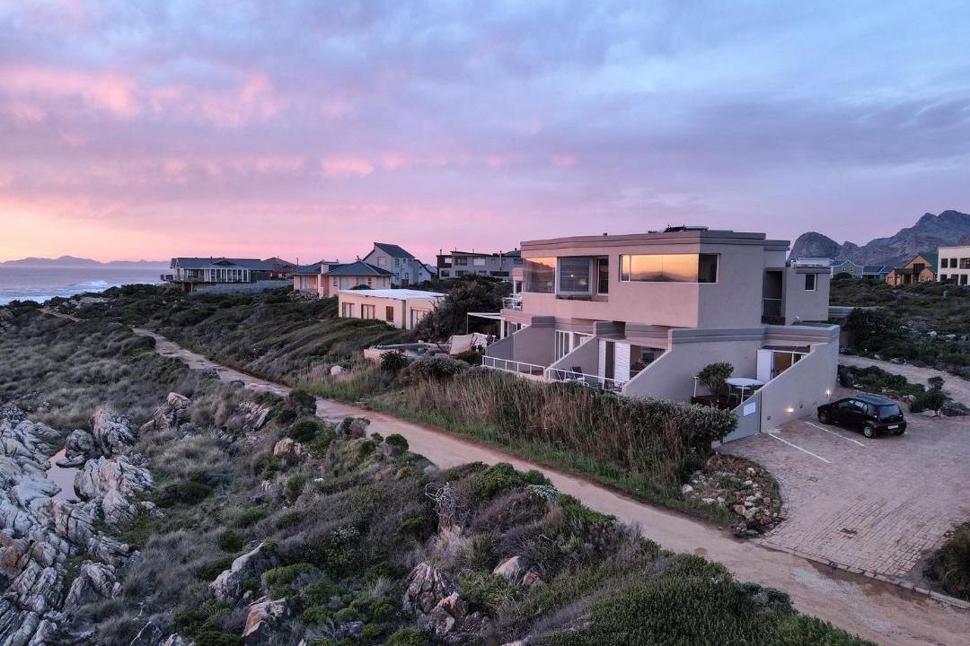 Photo of Others in Pringle Bay