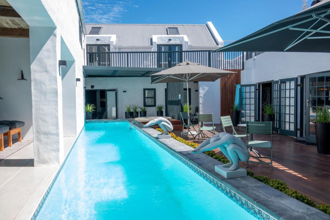 Photo of Others in Paternoster