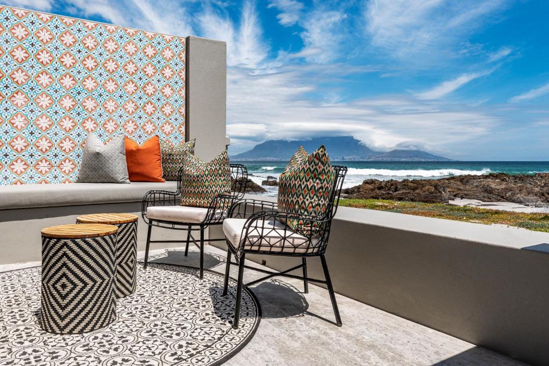 Photo of Others in Bloubergstrand