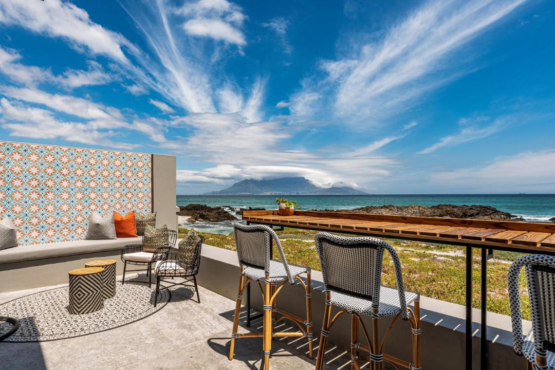 Photo of Others in Bloubergstrand