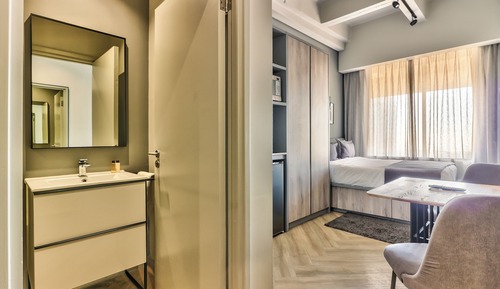 Studio Apartment