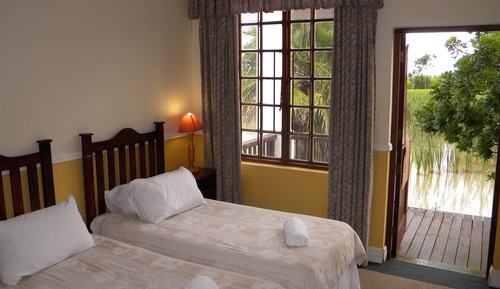 Umnenga Lodge - Twin Room (7)