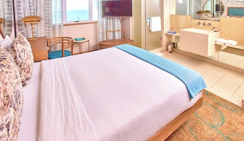 Standard Premium Room