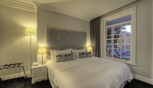 Luxury Room, Pool View