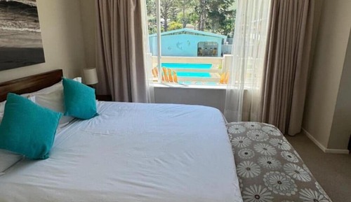 Luxury Quadruple Room, Balcony, Partial Sea View