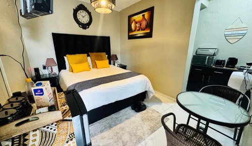 Apartment, 1 Bedroom, Smoking