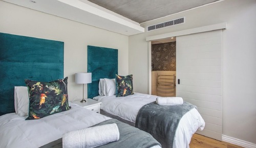 Executive Apartment, Balcony, City View