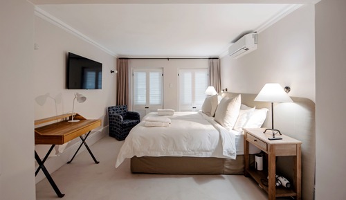Deluxe Double or Twin Room