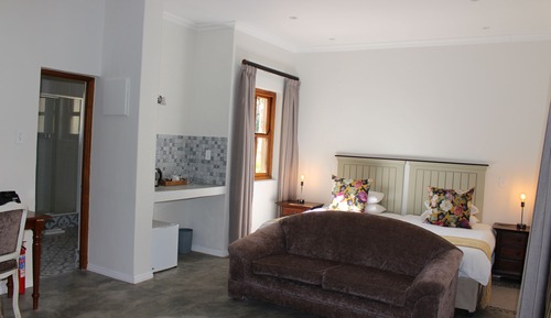 Country Room 4
