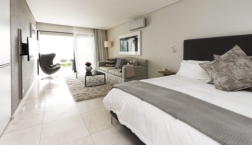 Luxury Suite (Horizon 5)