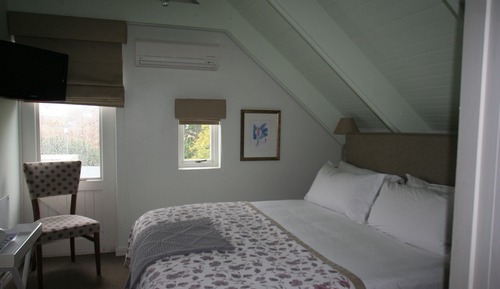Basic Room (No View)