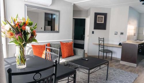 Standard Apartment with 2 Queen beds 