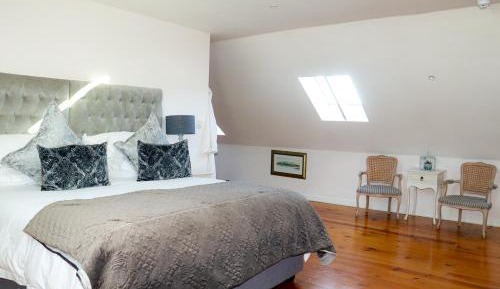 Family Room with Loft