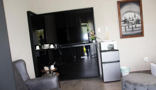 Single Room with Garden View