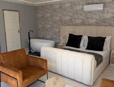 One-Bedroom Chalet