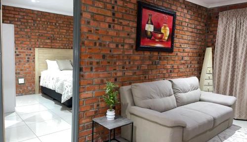 One-Bedroom Apartment - Non-Smoking