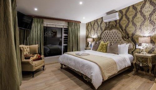 King Room with Pool View