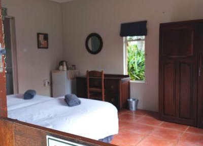 Standard Twin Room with Garden View