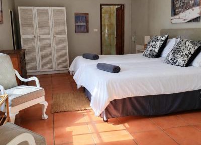 Standard Twin Room with Garden View