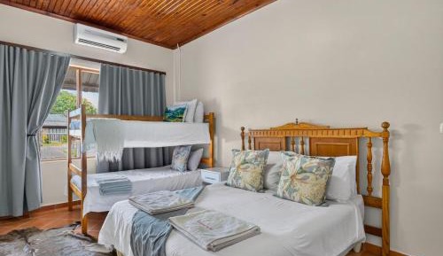 Deluxe Family Suite