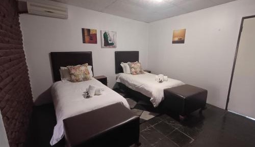 Economy Twin Room
