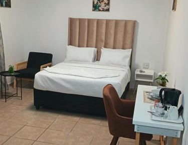 Queen Room
