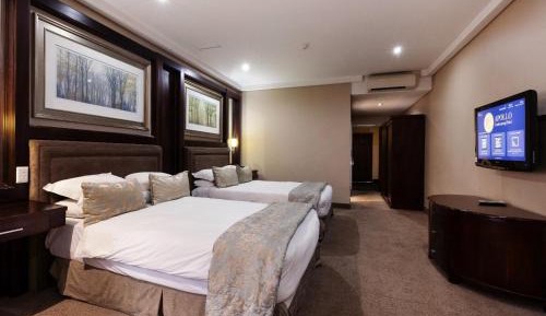 Deluxe Suite