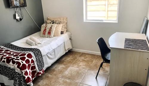 Single Room with Shared Bathroom