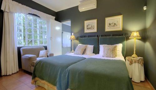 Comfort Twin Room