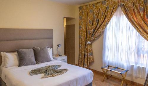 Comfort Queen Room