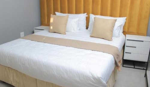 Luxury King Room