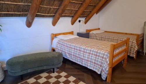 Deluxe Family Suite