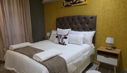 Standard Queen Room