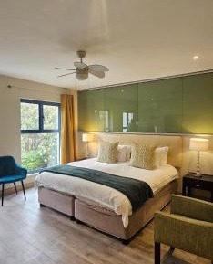 Double or Twin Room with Mountain View