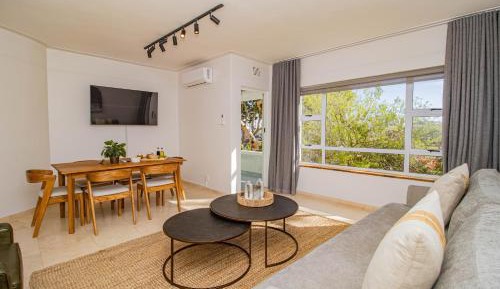 Three-Bedroom Apartment with Balcony