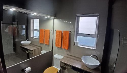 Deluxe Queen Studio 