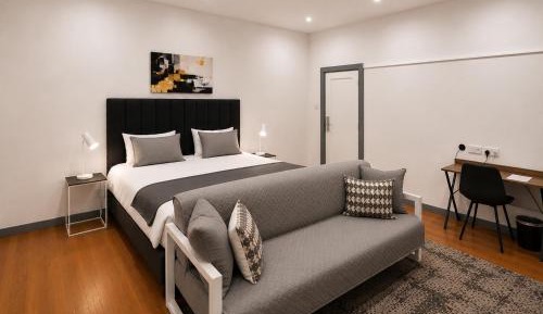 Premium King Room