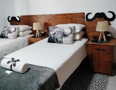 Deluxe Double or Twin Room with Pool Access