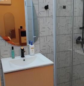 Single Room with Shower