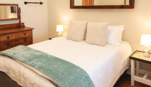 Double or Twin Room with Shared Bathroom