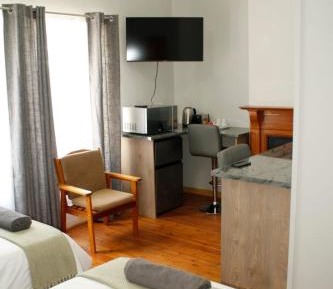 Deluxe Double or Twin Room