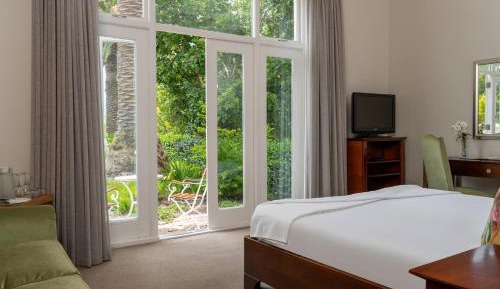 Luxury King Room