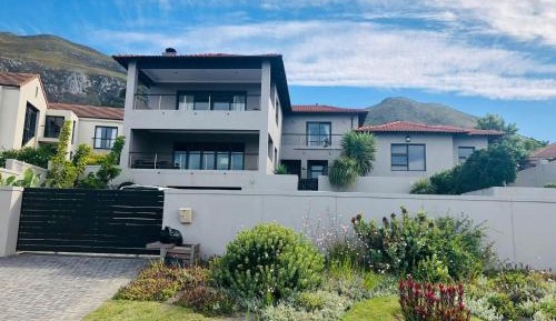 Villa with Sea View