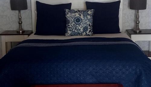 Classic Queen Room