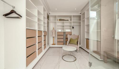 Deluxe Suite with Sea View