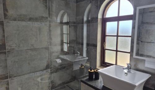 Standard Twin Room with Garden View