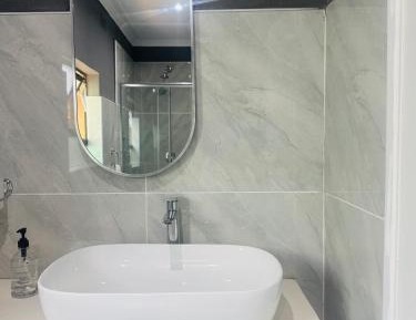 Deluxe Double Room with Shower