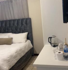 Standard Double Room with Shared Bathroom