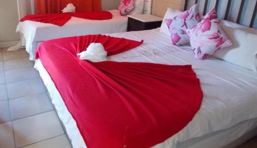 Deluxe Family Suite